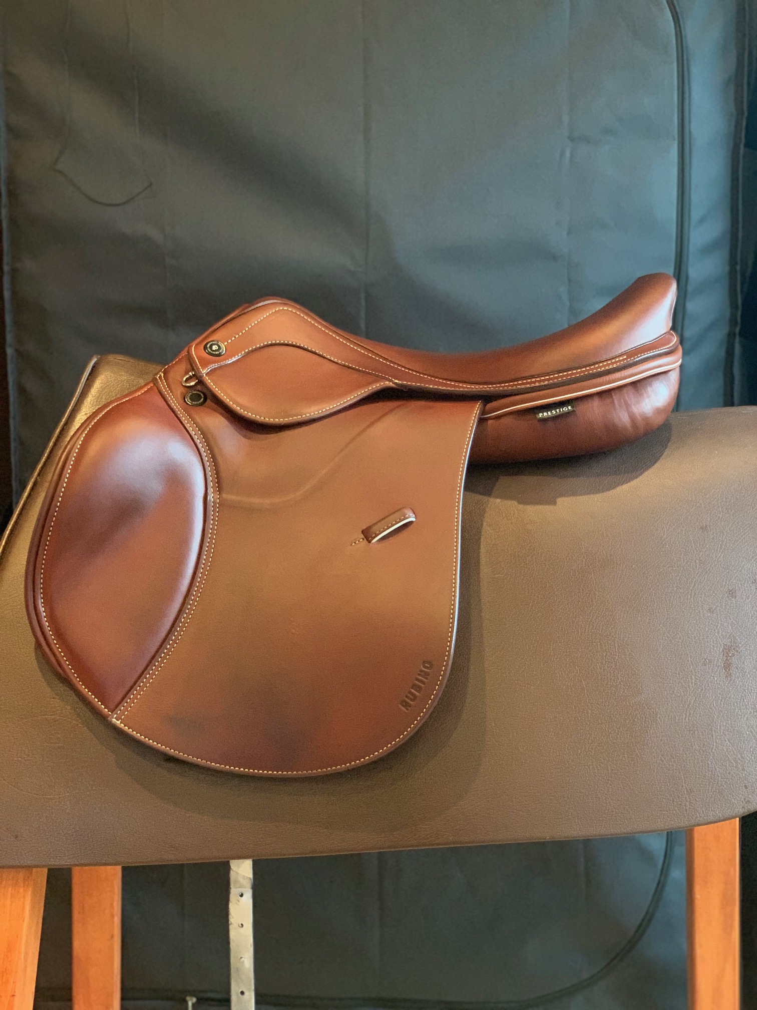 Prestige Rubino AS-X. 17/34, elitelæder.